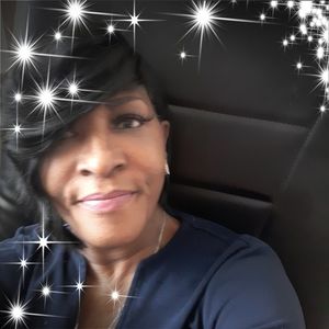 Meet your Posher, Phyllis